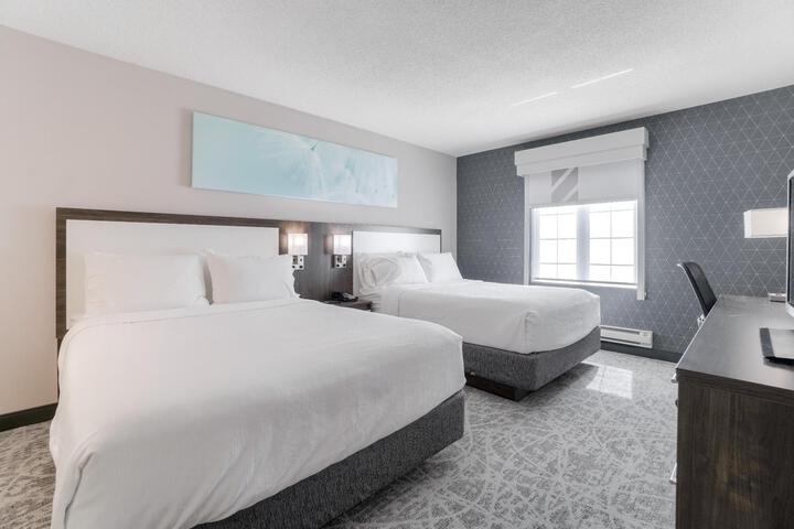 Suite 1 King Bed Full Kitchen Shower Only Full Breakfast (19 of 30)