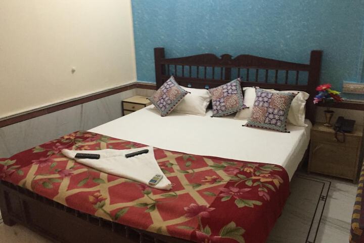 Room 22 of 47