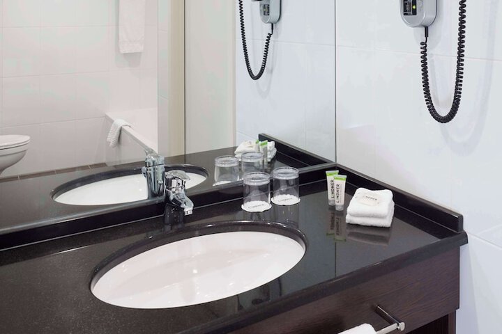 Clean Restrooms