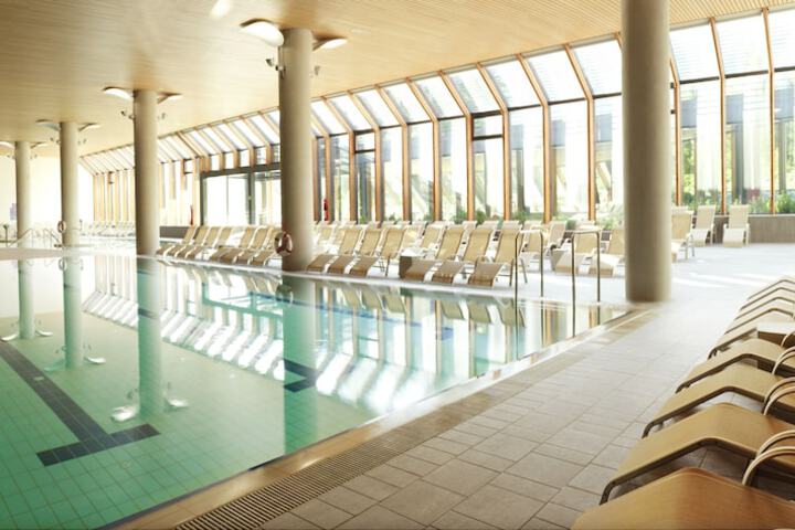 Hotel Pool
