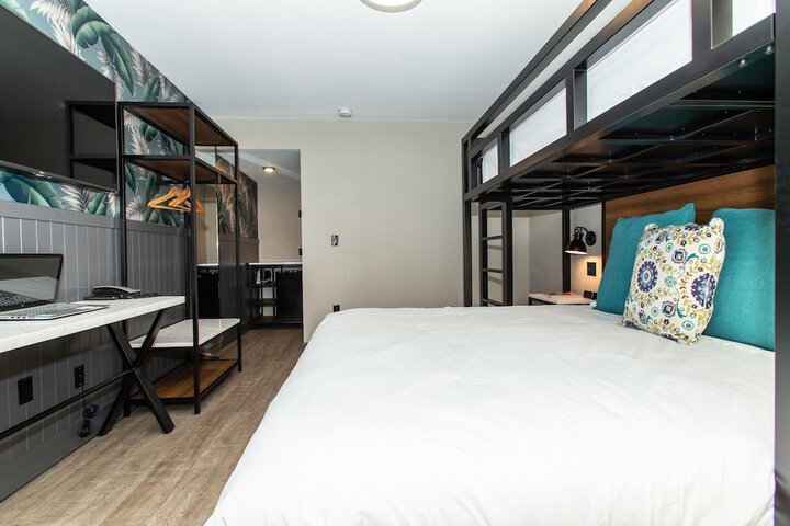 1 King Bed | Bunk Bed (5 of 15)