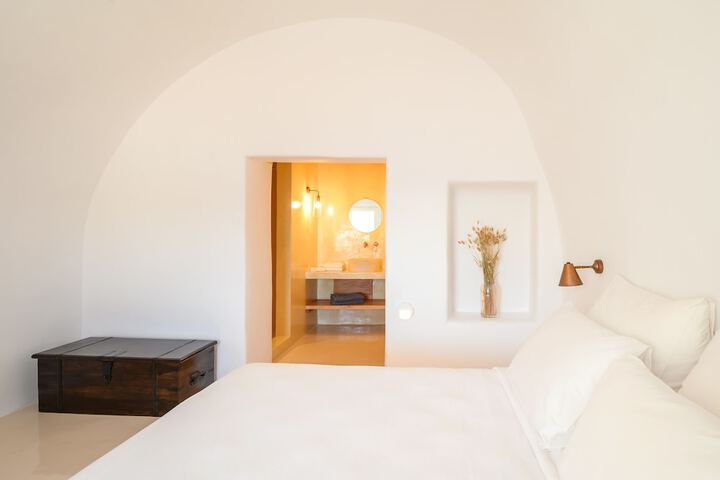 Room 14 of 96