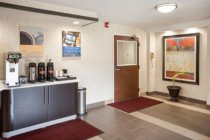 Lobby Entry