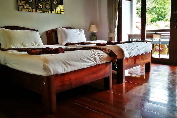 Room 35 of 64