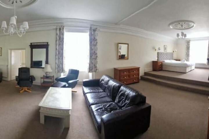 Room 34 of 58
