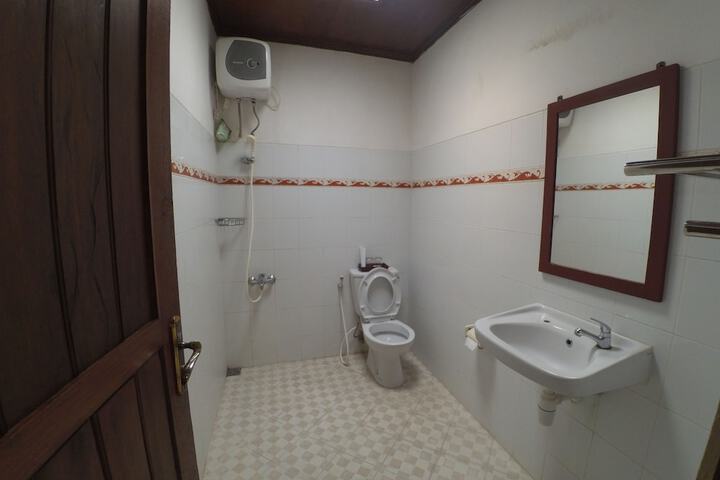 Room 21 of 39