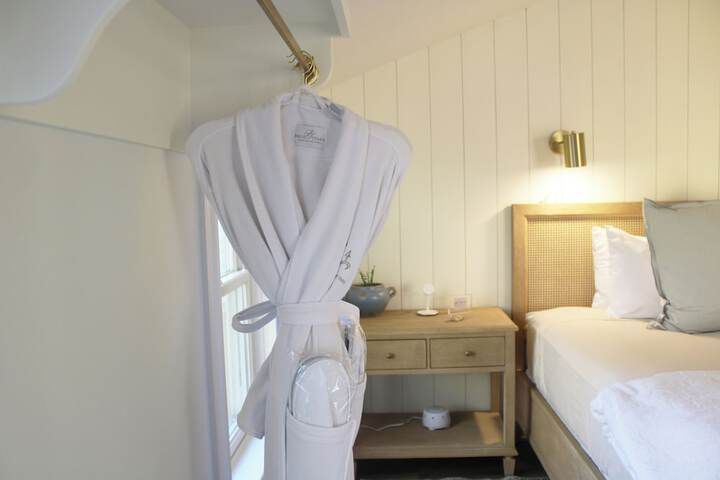 Room 13 of 51