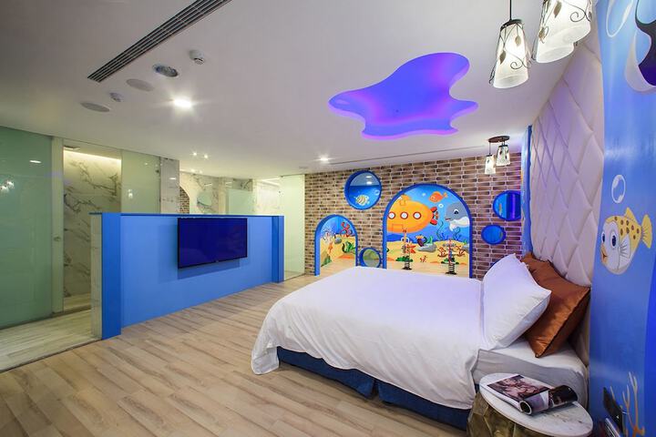 Room 28 of 75