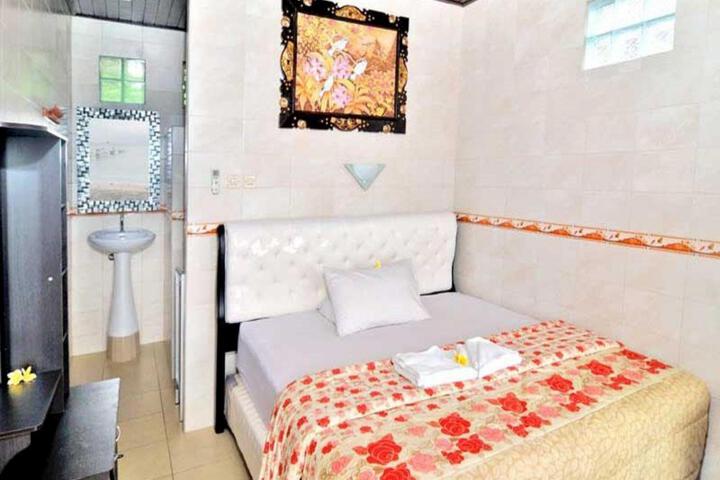 Kerti Beach Bungalows