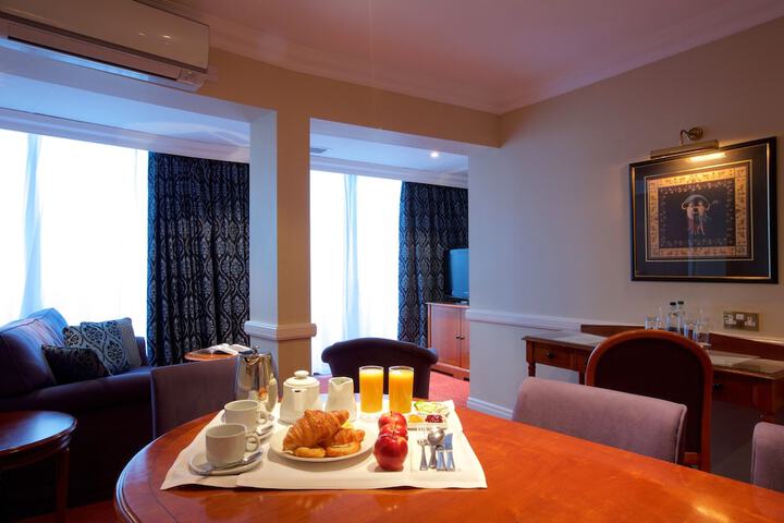 Room 10 of 79