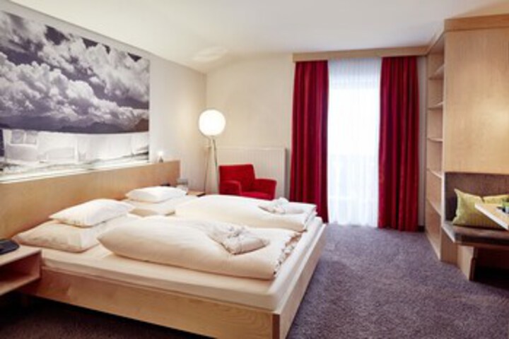 Room 35 of 41