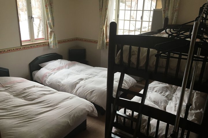 Room 4 of 31