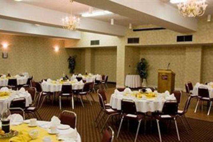 Ballroom/Hall 3 of 45