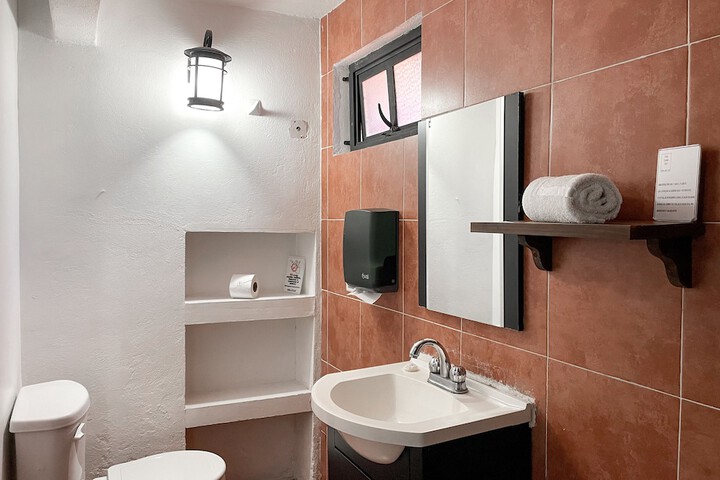 Room 30 of 41