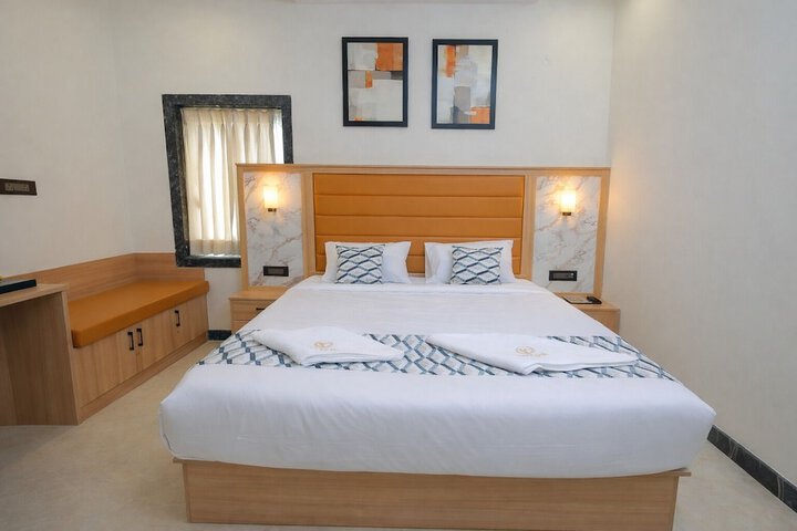 Room 13 of 54