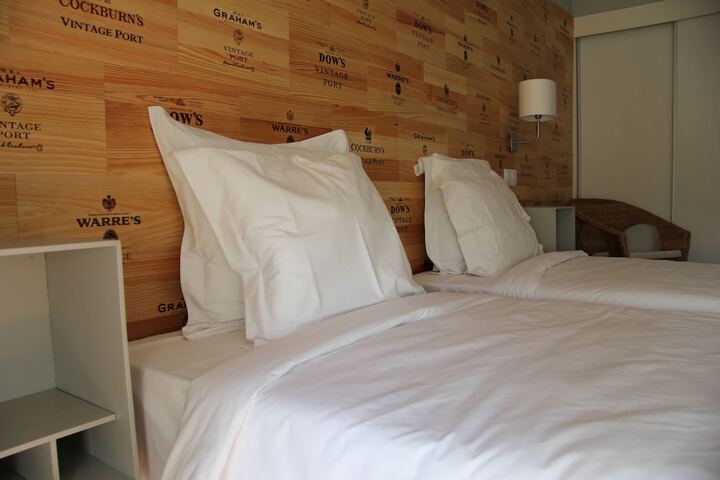 Room 5 of 79