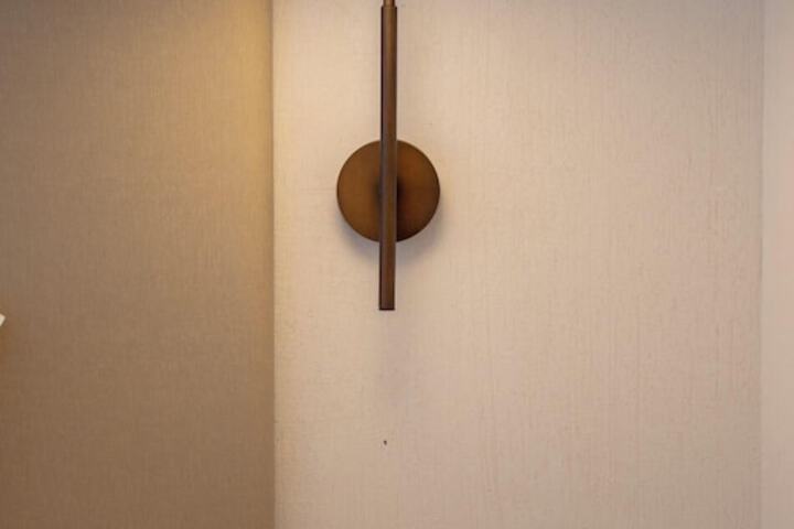 Room 17 of 104