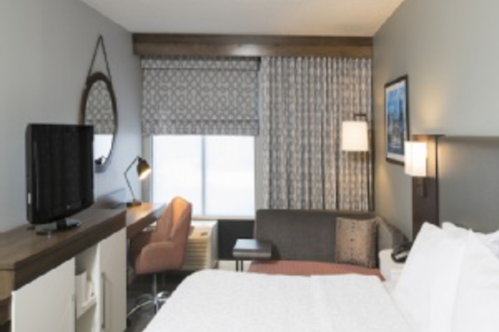 Room 21 of 36