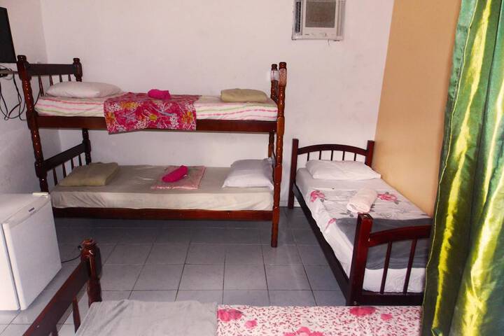 Room 8 of 48
