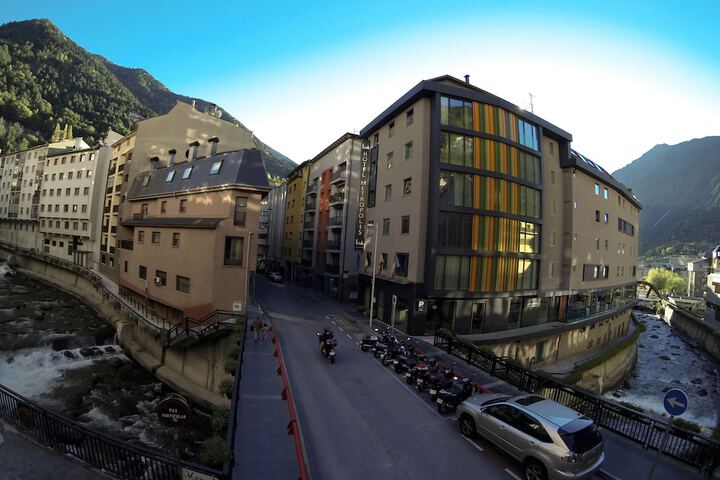 Hotel 57 of 68