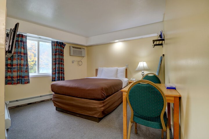 Room 21 of 58