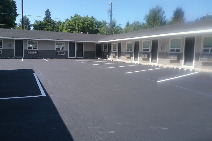 Property Grounds 26 of 28