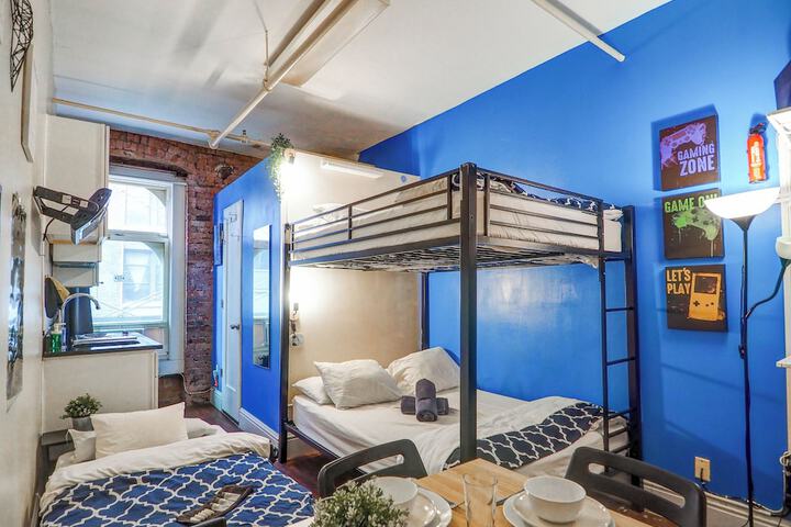 Room 52 of 268