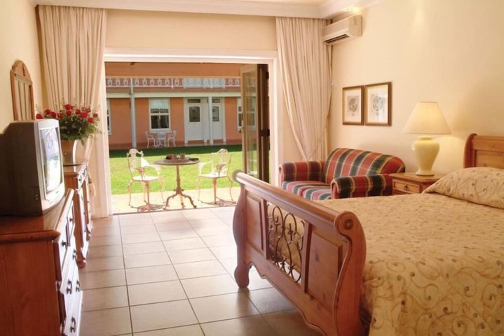 Room 3 of 21
