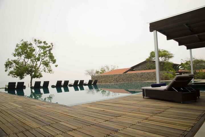 Pool 62 of 159