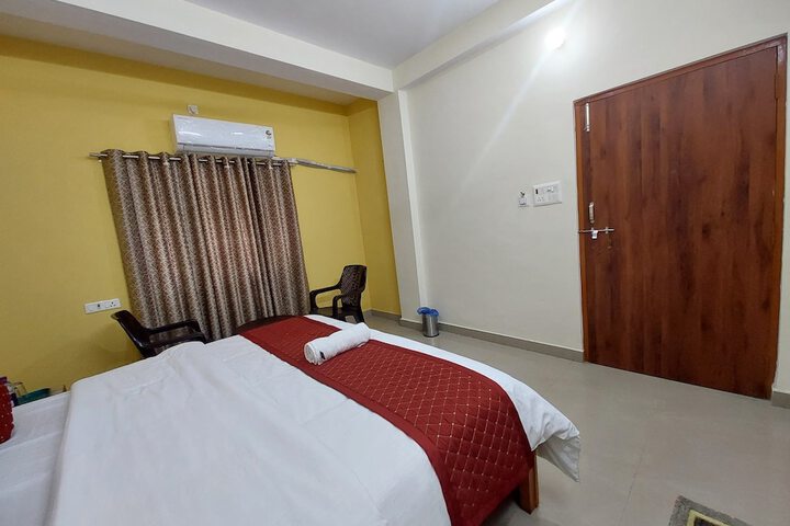 Room 2 of 7