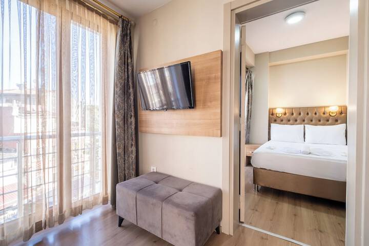 Room 34 of 72