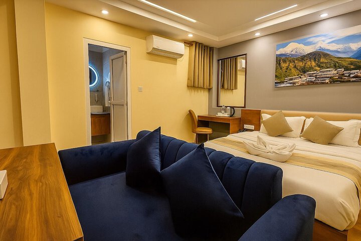 Room 19 of 38