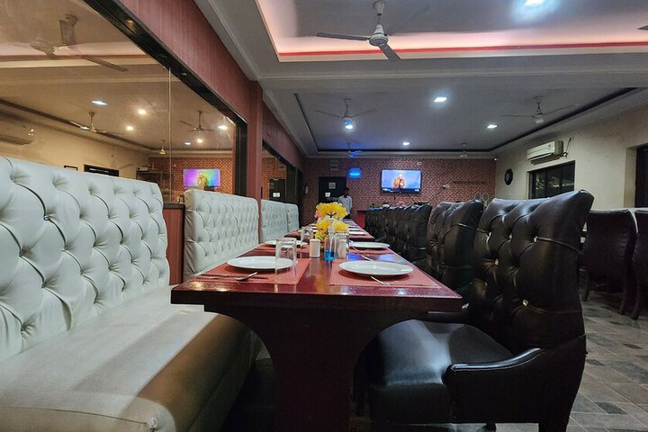 Dining 34 of 71