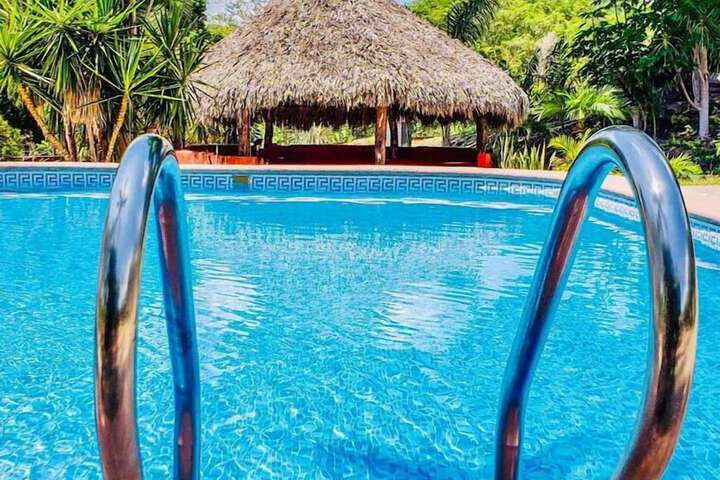 Pool 5 of 11