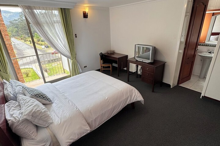Room 15 of 30