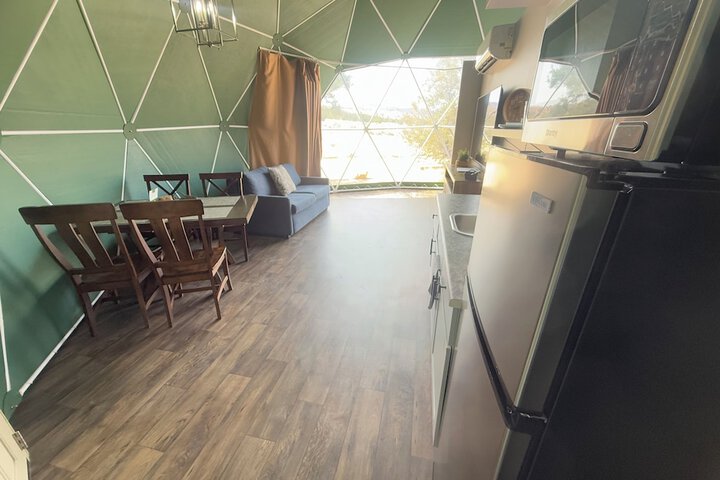Room 44 of 163
