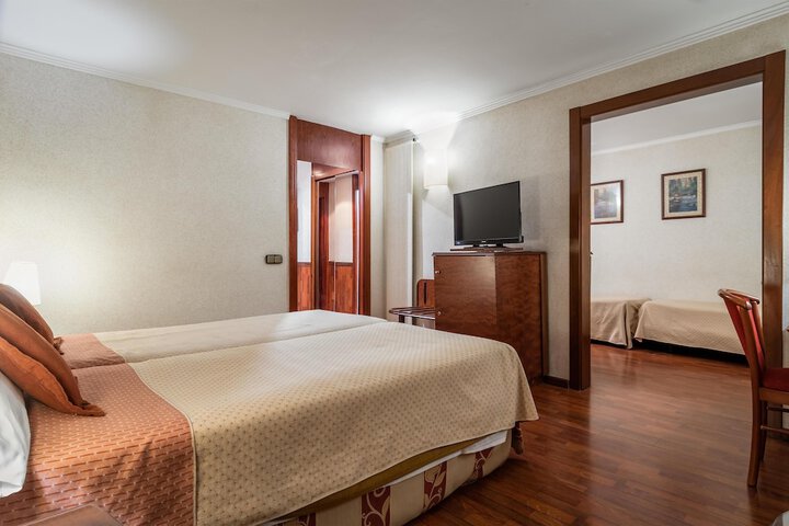 Room 43 de 129