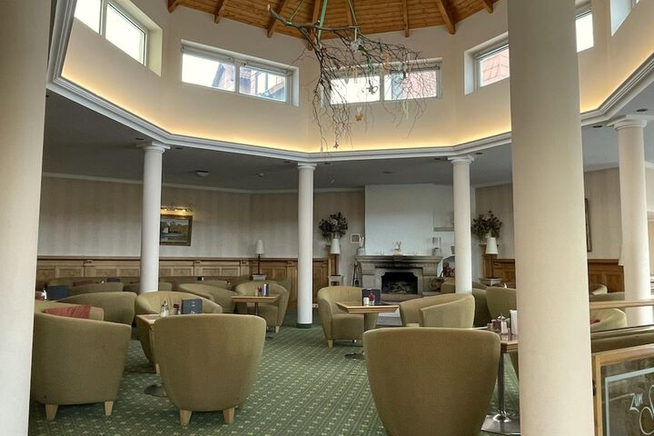 Lobby Entry
