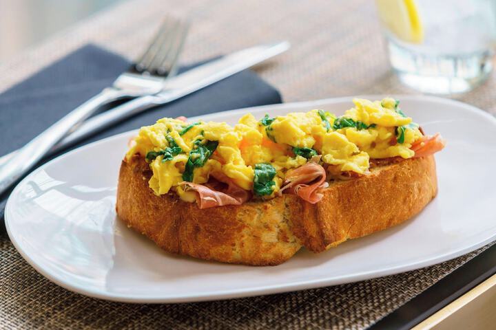 Breakfast meal