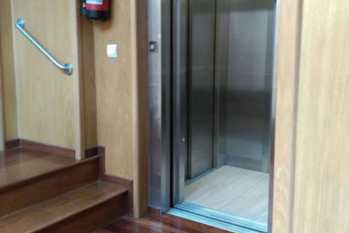hotel_rooms