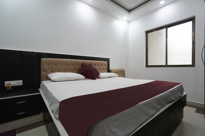 Room 15 of 35