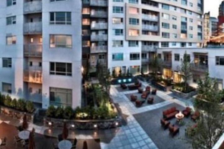Metro 112 Apartments in Bellevue, WA