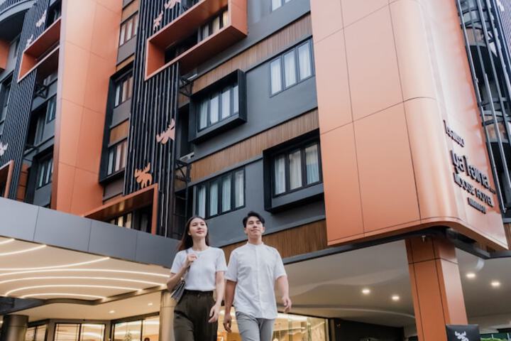 Exterior of Moose Hotel Nimman