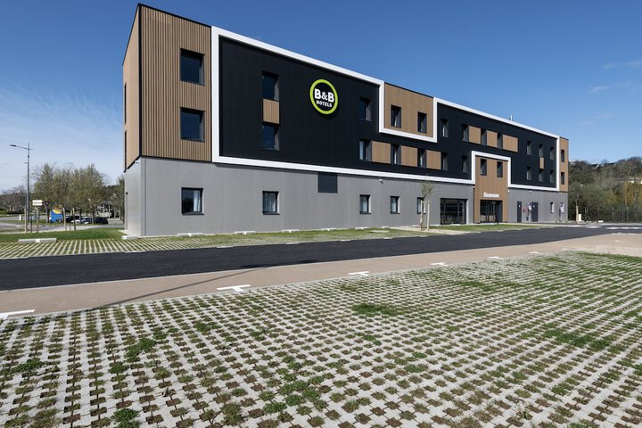 B & B HOTEL Landerneau Bois Noir in Landerneau
