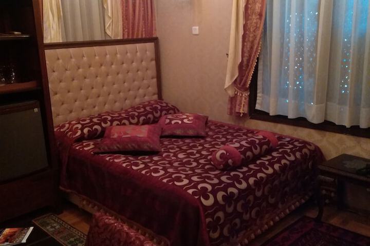 Room 6 of 54