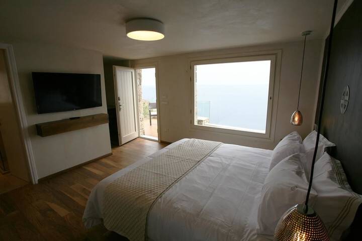 Room 20 of 62