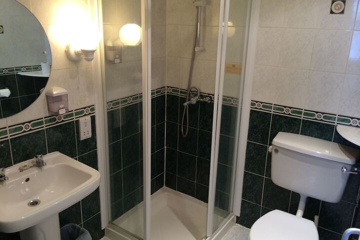 Room 14 of 29
