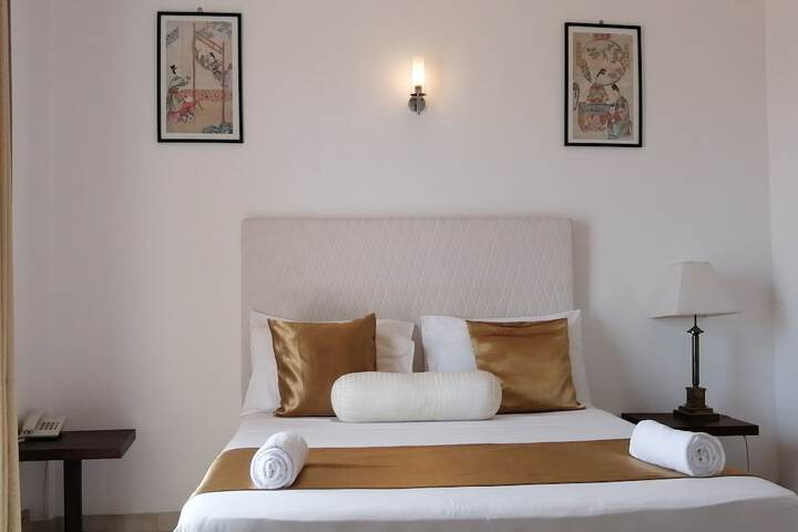 Room 40 of 95
