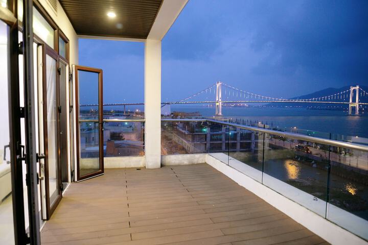 Terrace/Patio 17 of 34