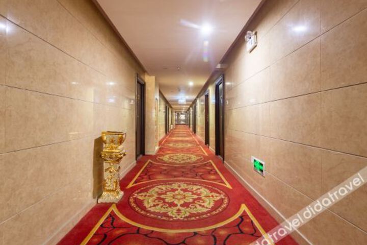 Hotel Interior 10 of 24